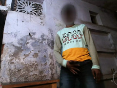 Watch Indian guy's supah hot solo at home - a